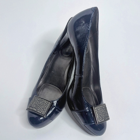 Calvin Klein Navy Olexa Shoes Womens Size 8 1/2 M Embellished 3" Spike Heel - Picture 2 of 11